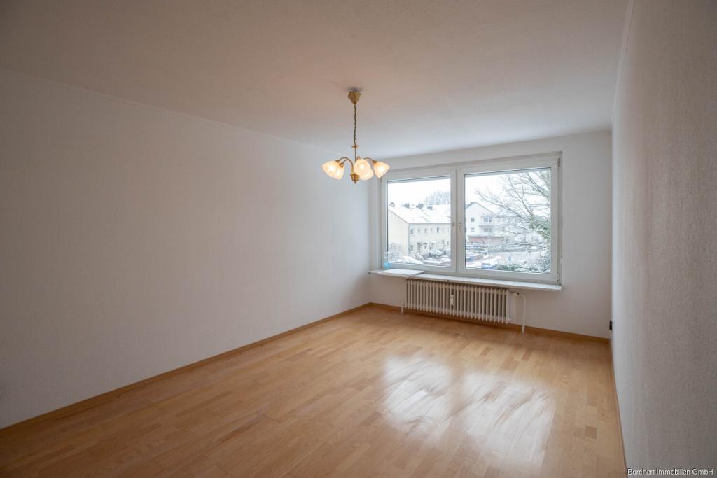 Helle 2,5-Zimmer-Wohnung mit Garage in Elmshorn - Foto 1