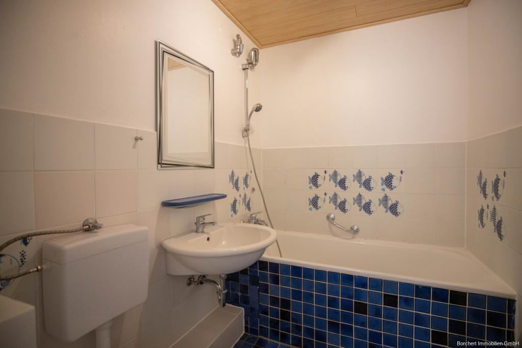 Helle 2,5-Zimmer-Wohnung mit Garage in Elmshorn - Foto 4