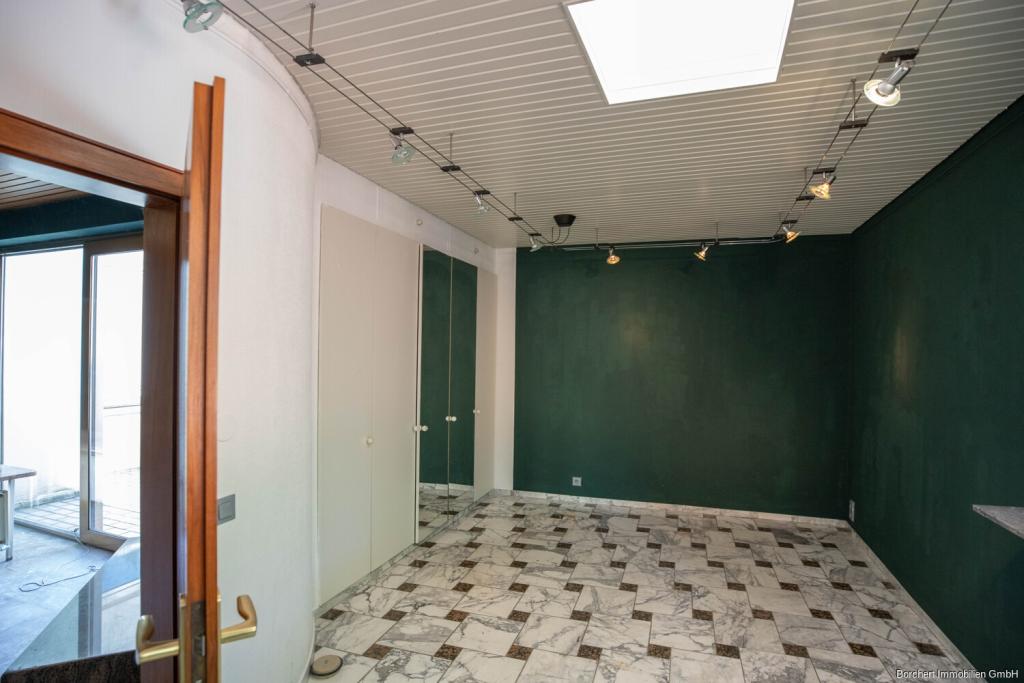 Elmshorn! Helle Drei-Zimmer-Wohnung in zentraler Lage - Photo 4