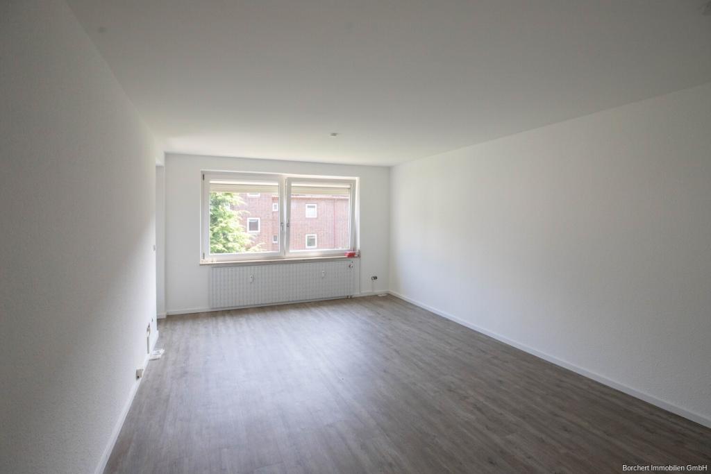 Gepflegte 2 2/2-Zimmer-Wohnung mit Balkon in ruhiger Wohnlage zu vermieten! - Foto 1