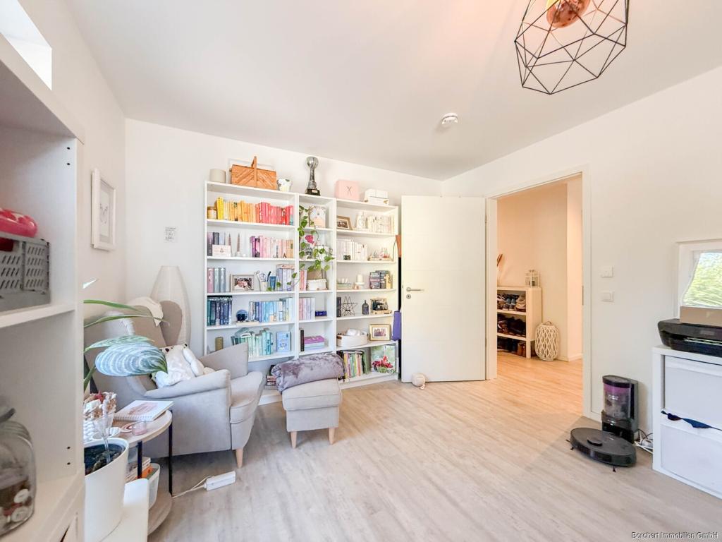 Moorrege - Erdgeschosswohnung mit Terrasse und 3 Zimmern - Foto 2