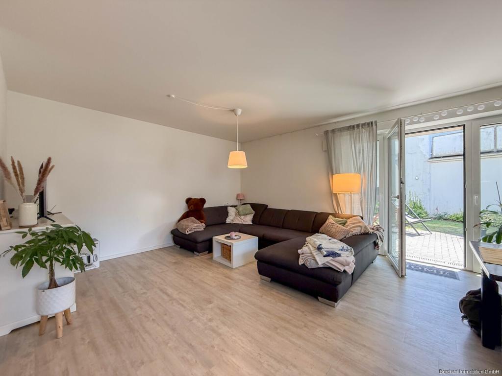 Moorrege - Erdgeschosswohnung mit Terrasse und 3 Zimmern - Foto 1