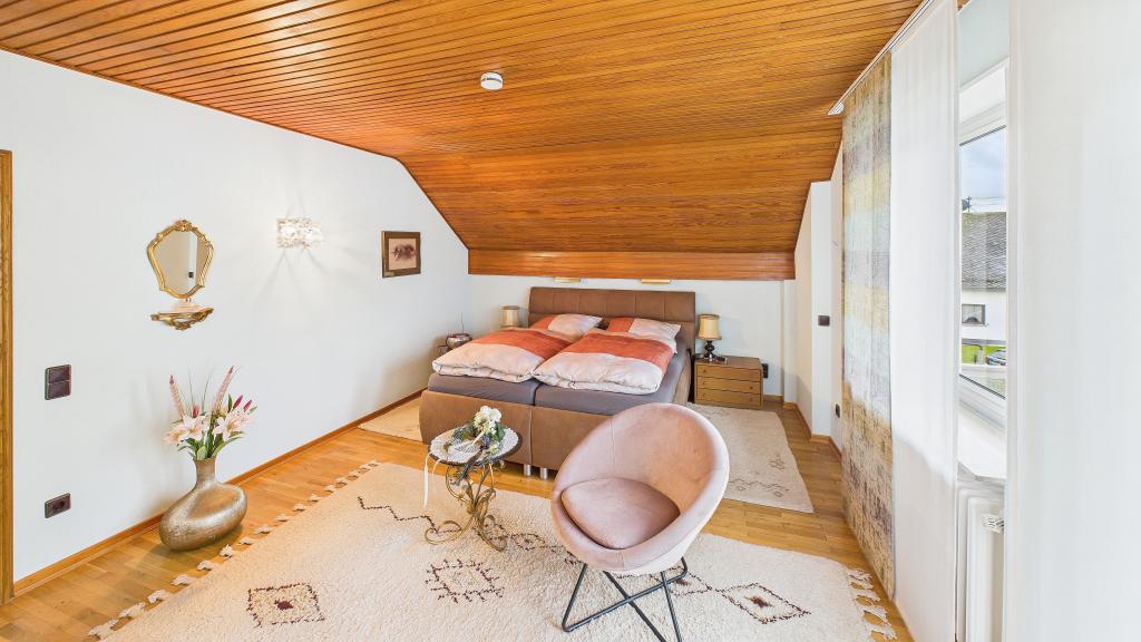 CAM01984G0-PR0519-STILL005