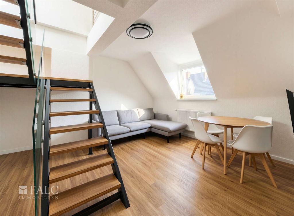 Möblierte und Frisch sanierte Dachgeschoss Wohnung auf der Severinsstraße - Photo 2