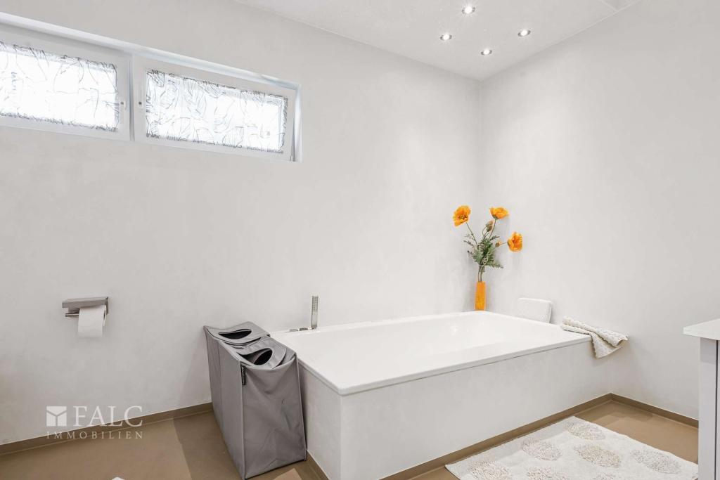 Badezimmer EG