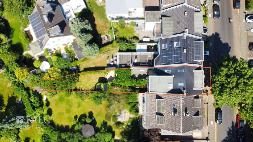 3680941-URkuYayearPBFyEys1U6UZwJ-dji_fly_20250701_113410_725_1751362478951_photo_optimized.JPG