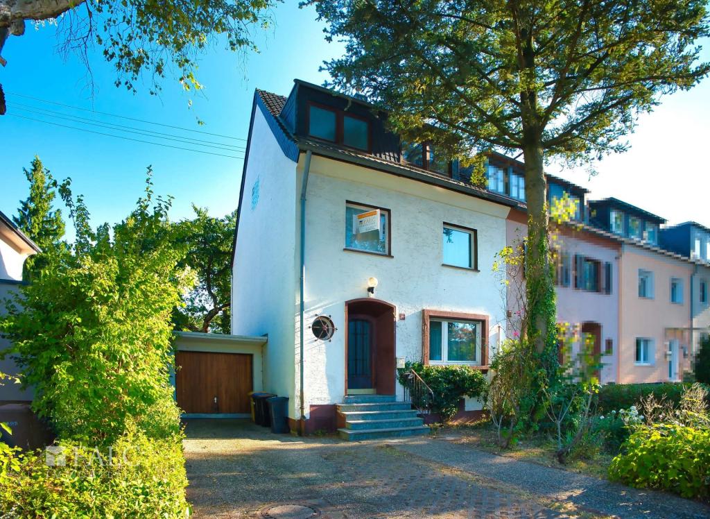 Straßenseite