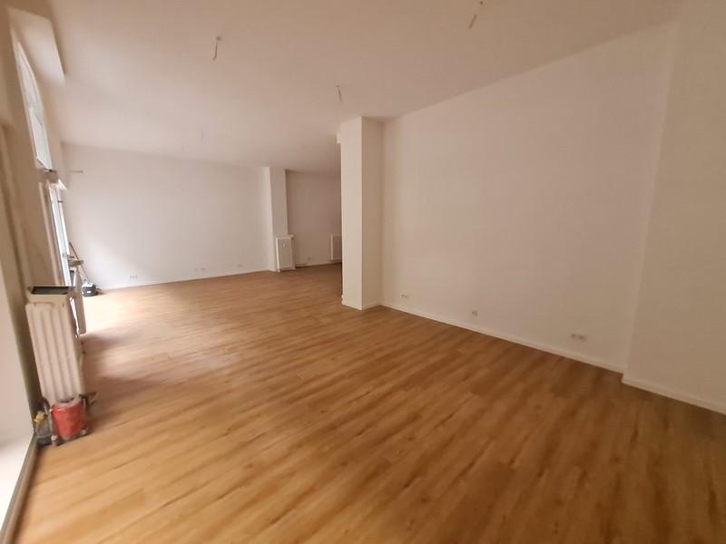 geräumiges Ladenlokal im belebten Bereich von Frohnhausen - frisch renoviert - ab sofort bezugsfrei - Foto 1