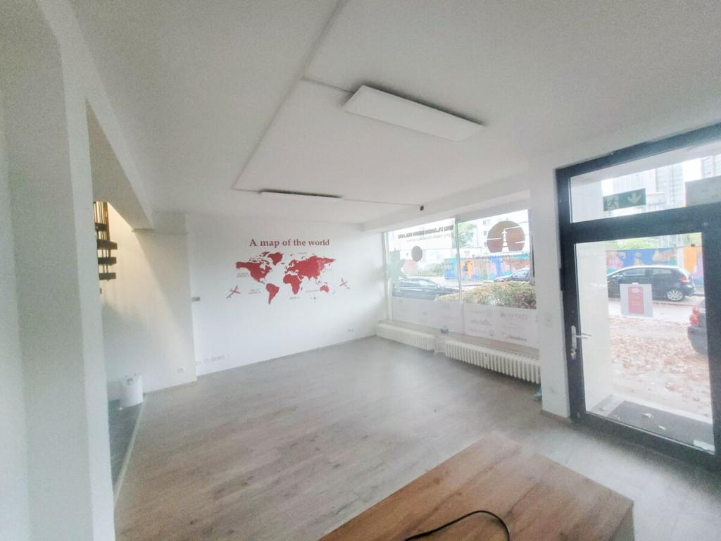 EG Eingangsbereich Schaufenster2