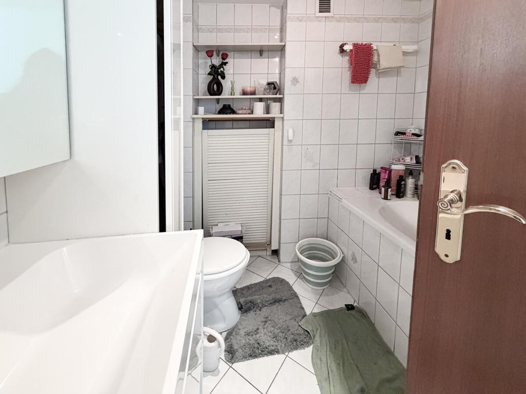 Zwischen Alltag und Rückzug – Balkonwohnung im 2. OG in Essen-Steele - Foto 5