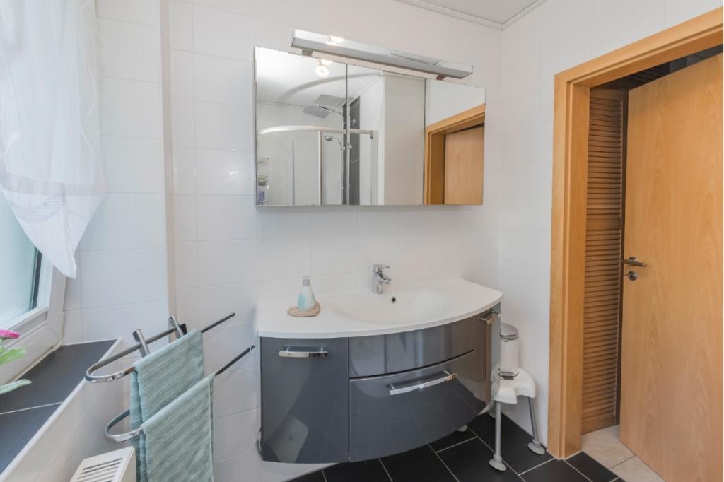 Badezimmer 1