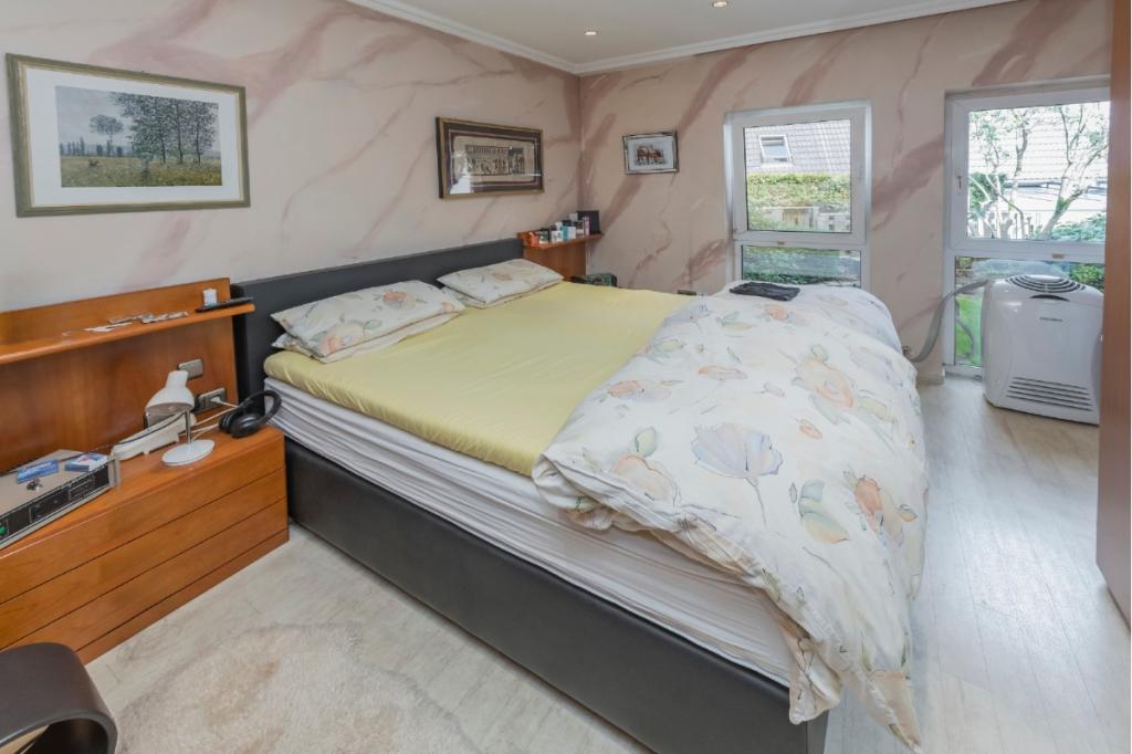 Schlafzimmer EG