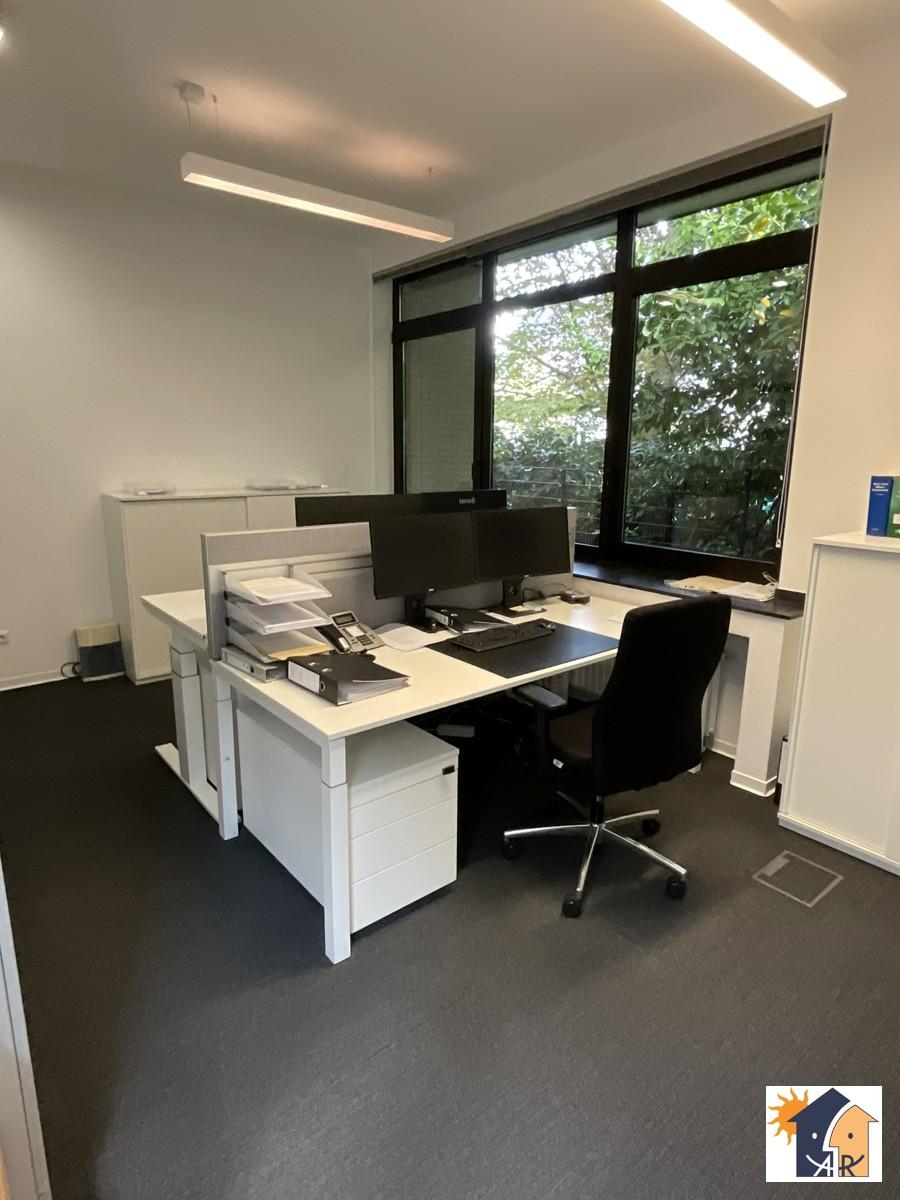 Büro