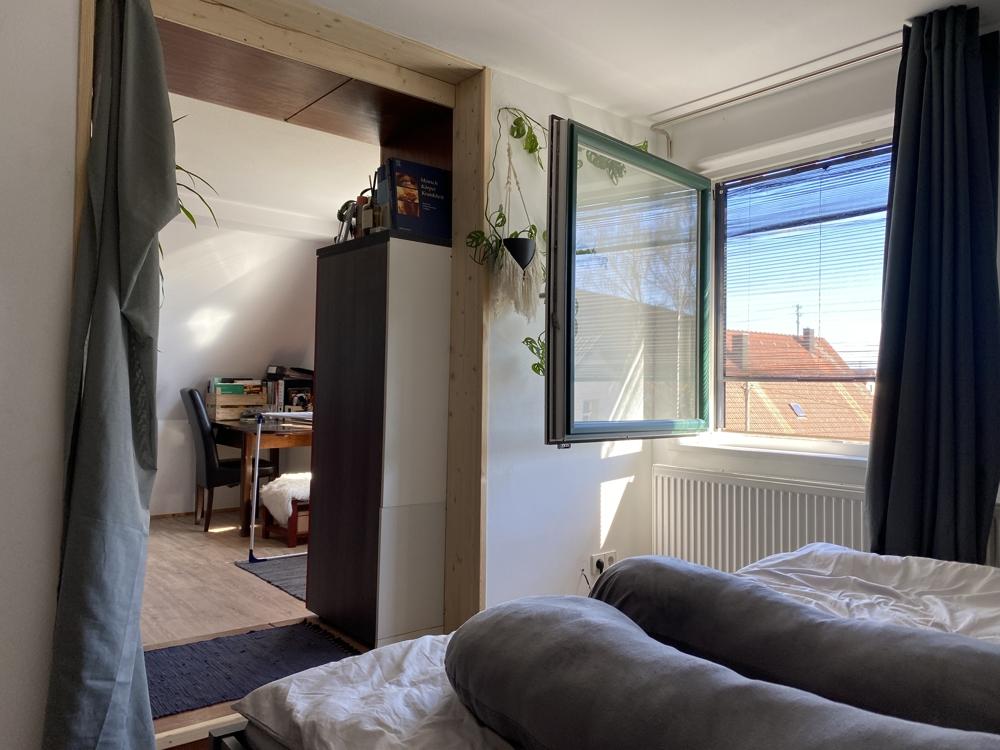 Schlafzimmer DG