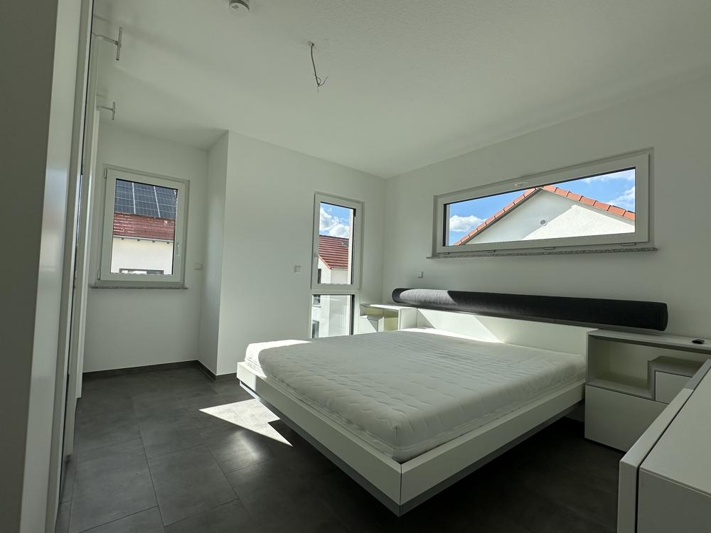 Neubauwohnung in Vöhringen mit Balkon, Tiefgarage und Stellplatz zur Miete - Photo 4