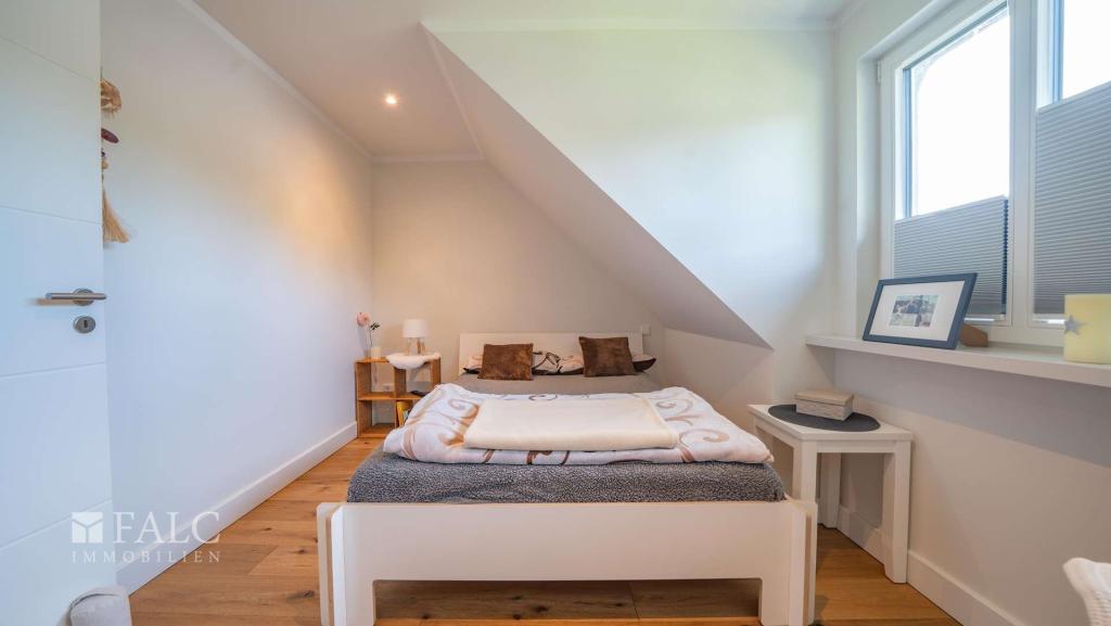 DG Schlafzimmer Nr. 3 