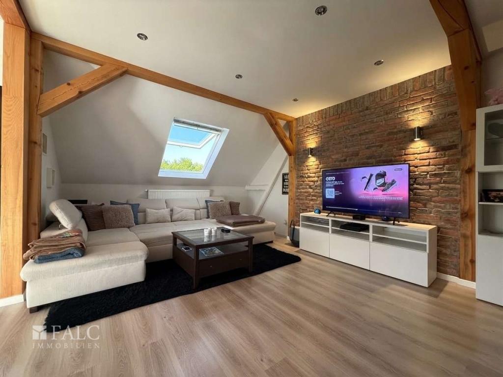 Großzügige 4 Zimmer Wohnung in Nidderau - Foto 2