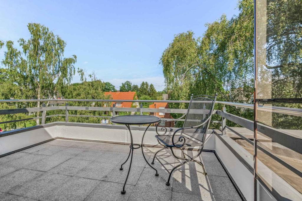 Dachterrasse vor dem Schlafzimmer  