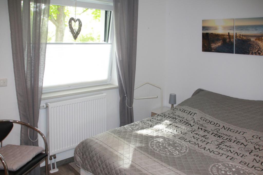 Schlafzimmer1