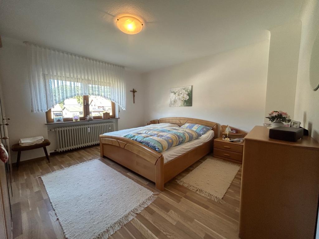 Schlafzimmer 1 OG