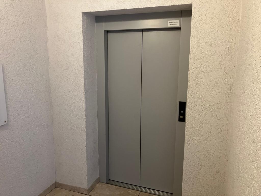 Fahrstuhl 1. Etage