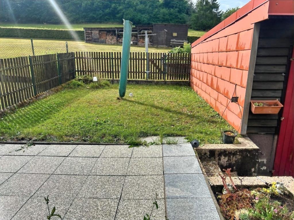 Terrasse und Garten Ansicht 2