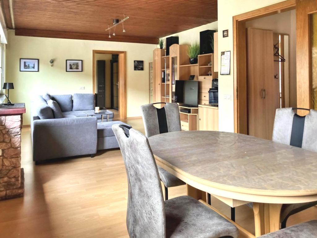 Wohn- und Esszimmer OG Perspektive