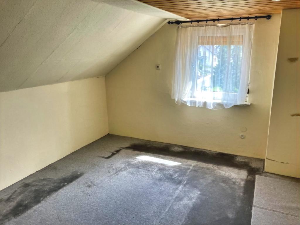 Schlafzimmer DG