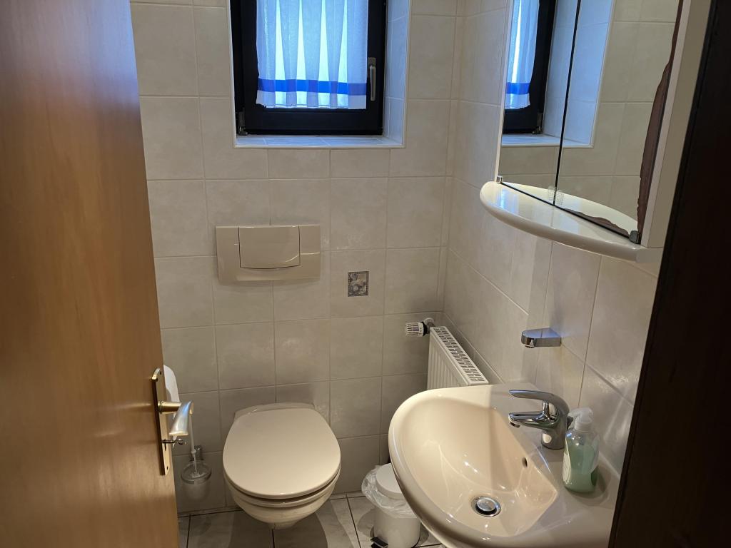 Gäste-WC EG