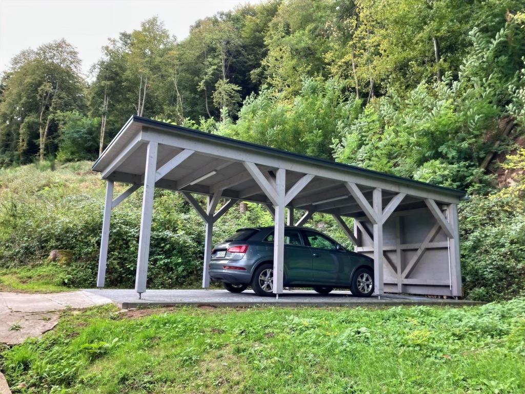 Carport