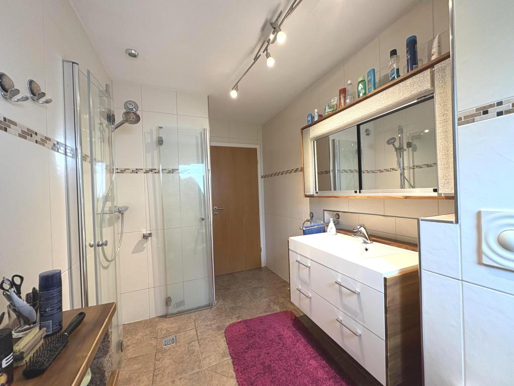 Badezimmer Perspektive 2. OG