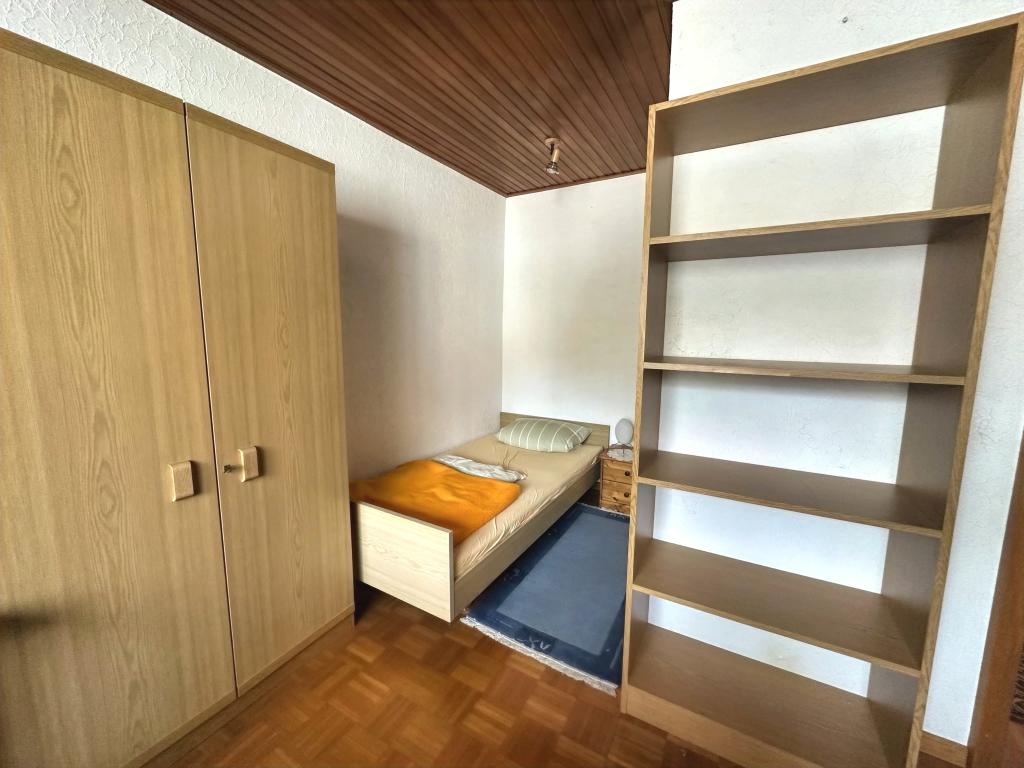 Schlafzimmer 2 DG Ansicht 1