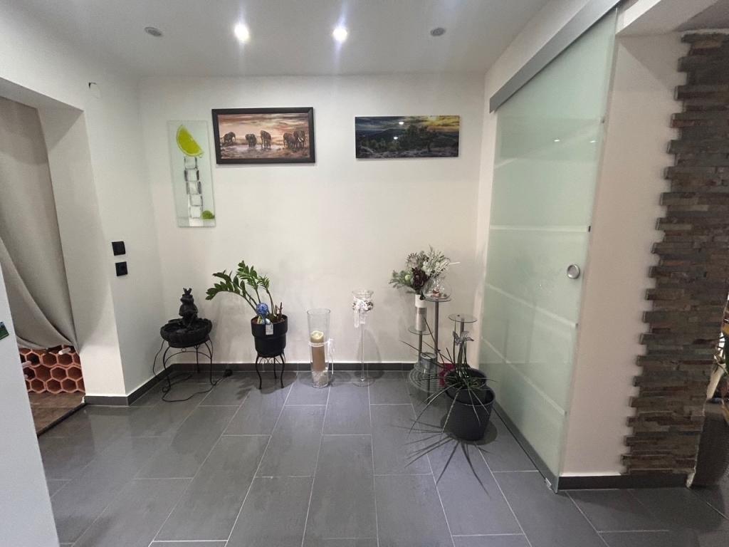 Hauptwohnung: Essbereich Küche