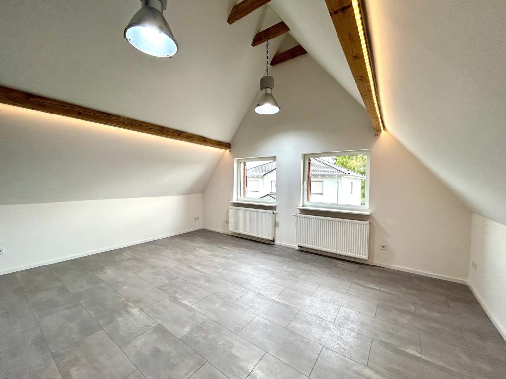 Schlafzimmer 2 DG Ansicht 1