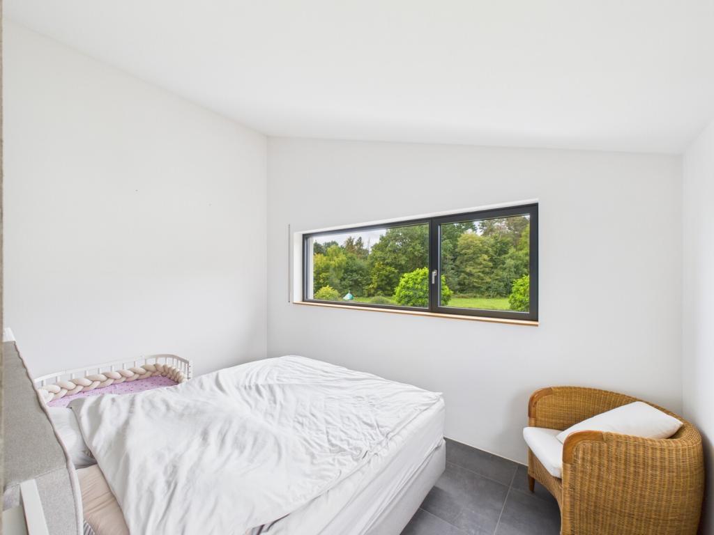 Schlafzimmer mit Blick in die Natur