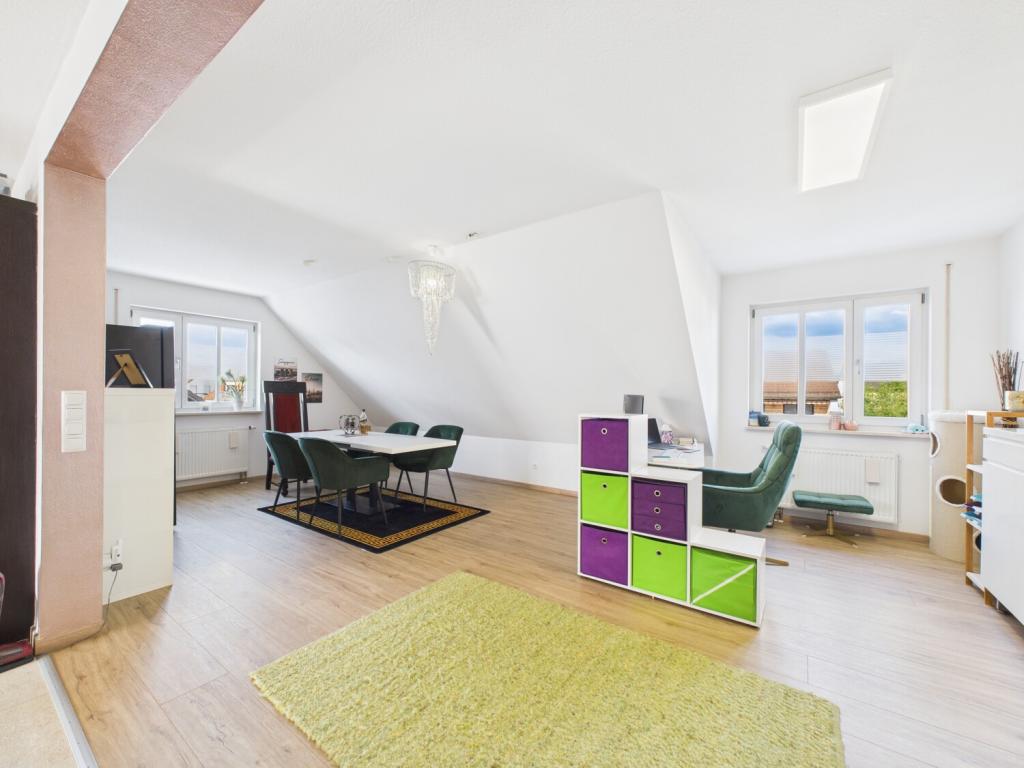 Wohnen über den Dächern Wendelsteins – Tolle Maisonette mit Dachterrasse und Tiefgarage zur Miete! - Foto 3