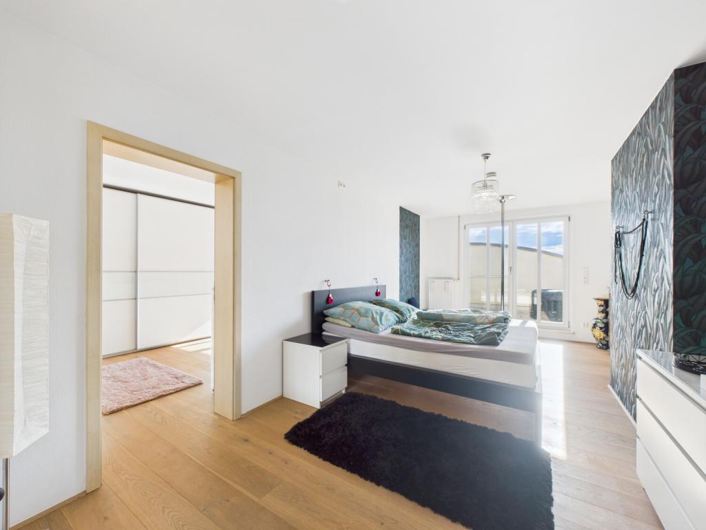 Wohnen über den Dächern Wendelsteins – Tolle Maisonette mit Dachterrasse und Tiefgarage zur Miete! - Foto 5