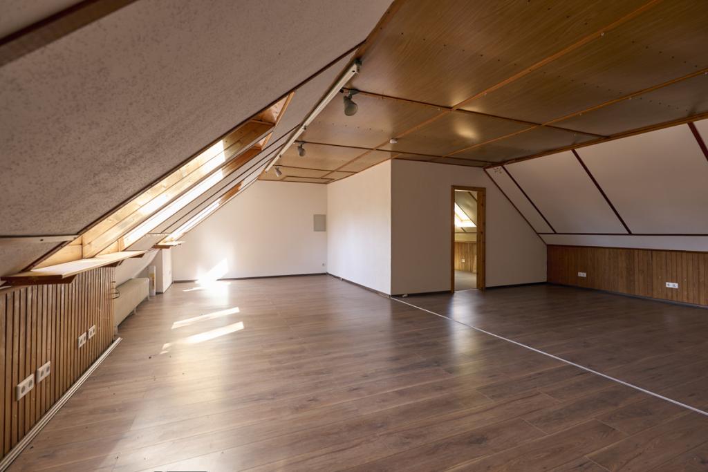 Dachgeschoss rechts