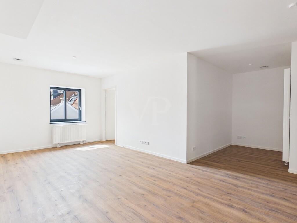 IN-Stadtmitte - 3 ZKB im 2. OG mit Lift - Erstbezug nach Modernisierung - Photo 1