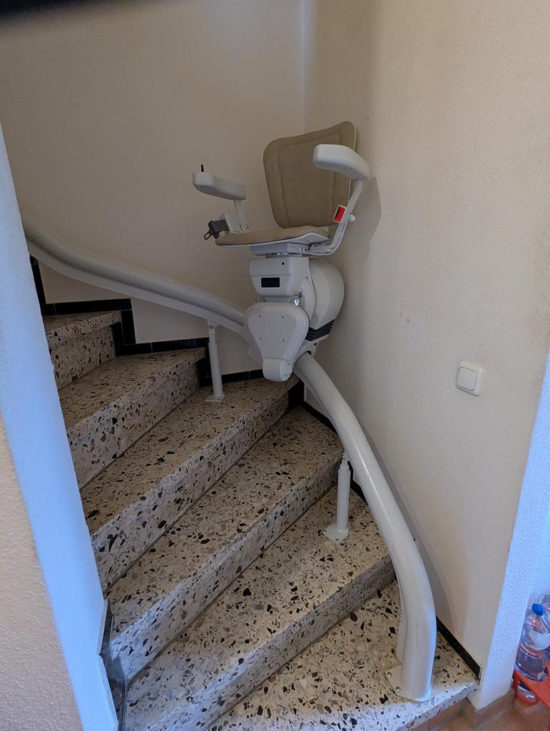 07-17 - Treppe EG-OG - 1,1.jpg