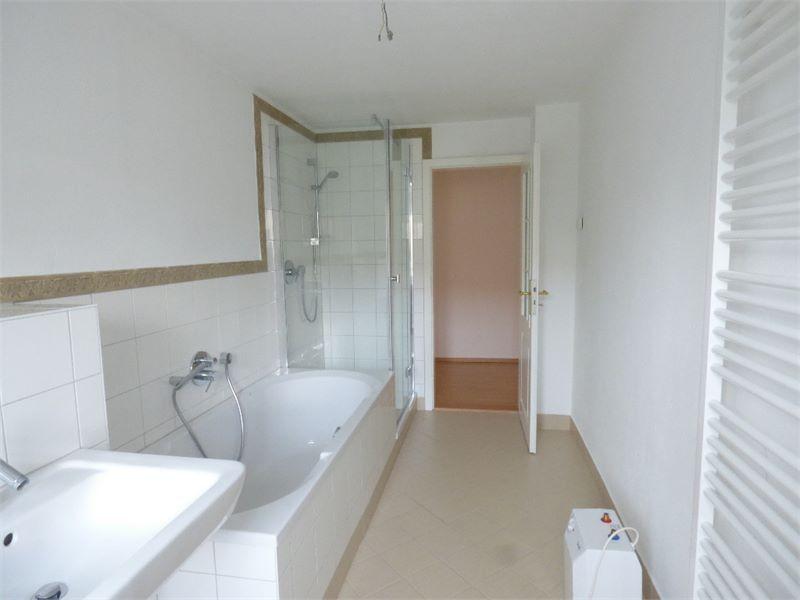 Ruhig gelegene 2-Zimmer-Wohnung auf Schloss Schieritz - Photo 4