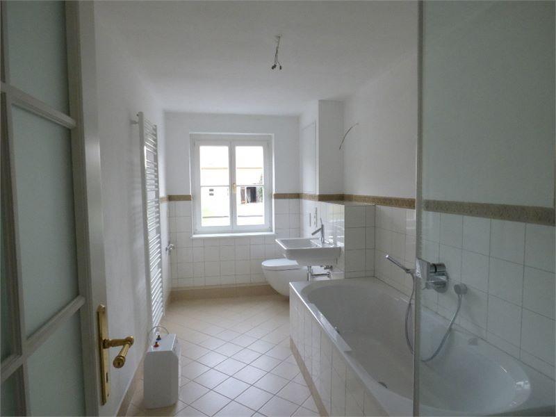 Ruhig gelegene 2-Zimmer-Wohnung auf Schloss Schieritz - Photo 3