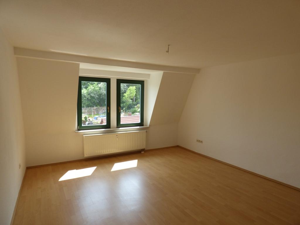 Großzügige DG-Wohnung mit Einbauküche nahe der Albrechtsburg - Foto 1