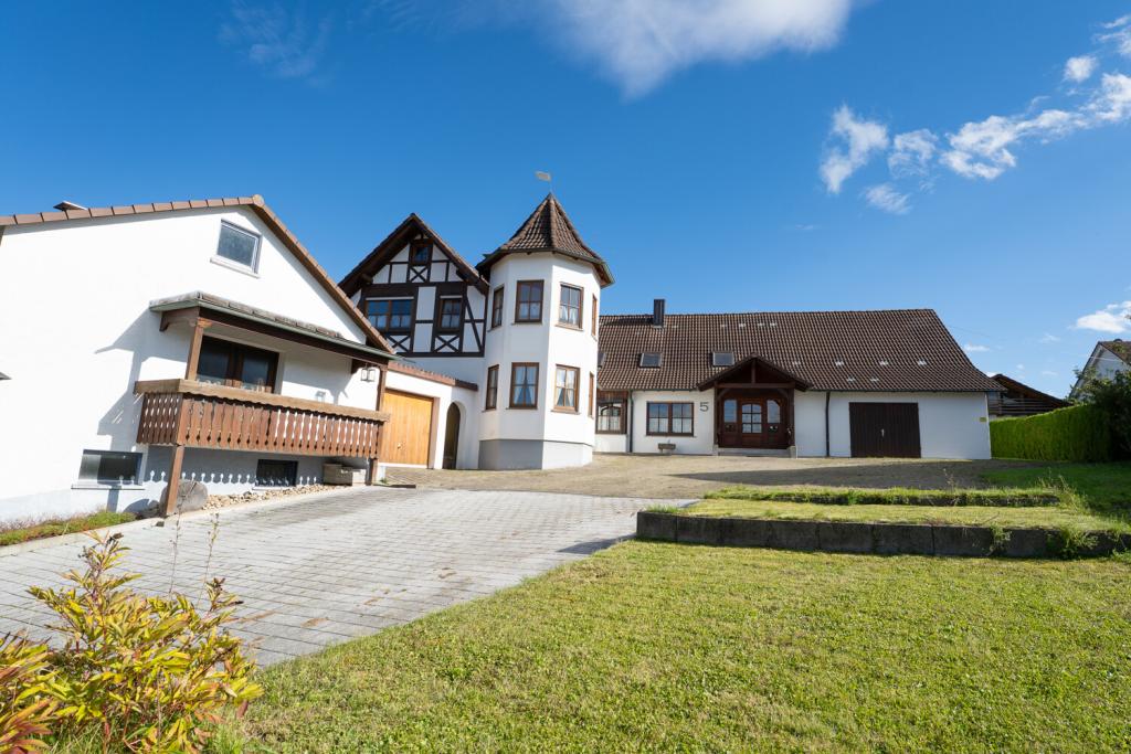 Straßenansicht