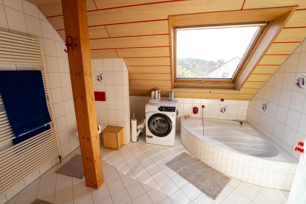 Bad Dachgeschoss