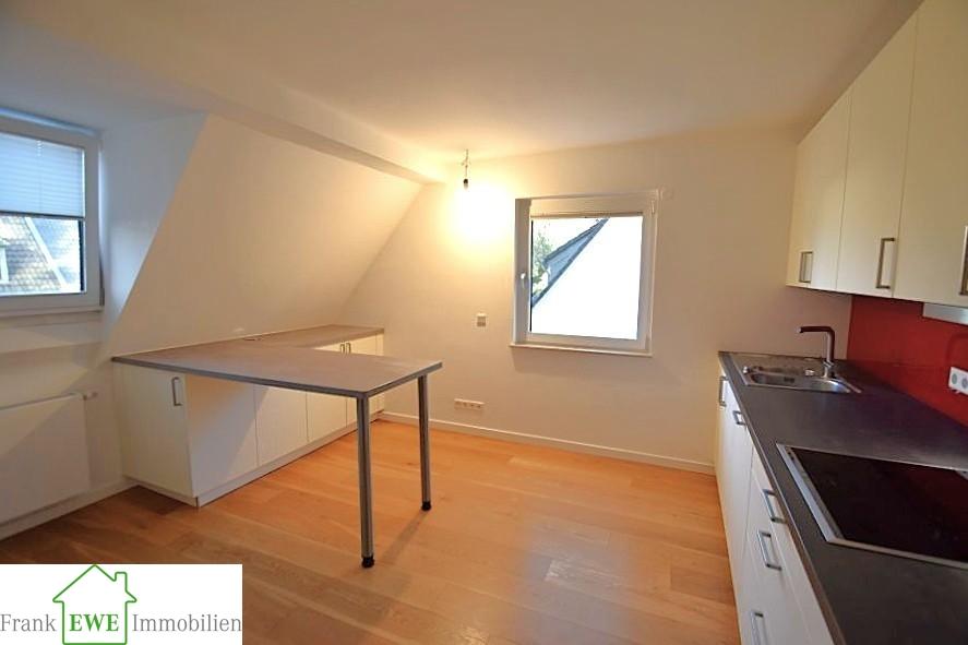 Objekt Nr. 443_2, 40593 Düsseldorf Urdenbach Top - Maisonette-Wohnung mit Balkon - Photo 4