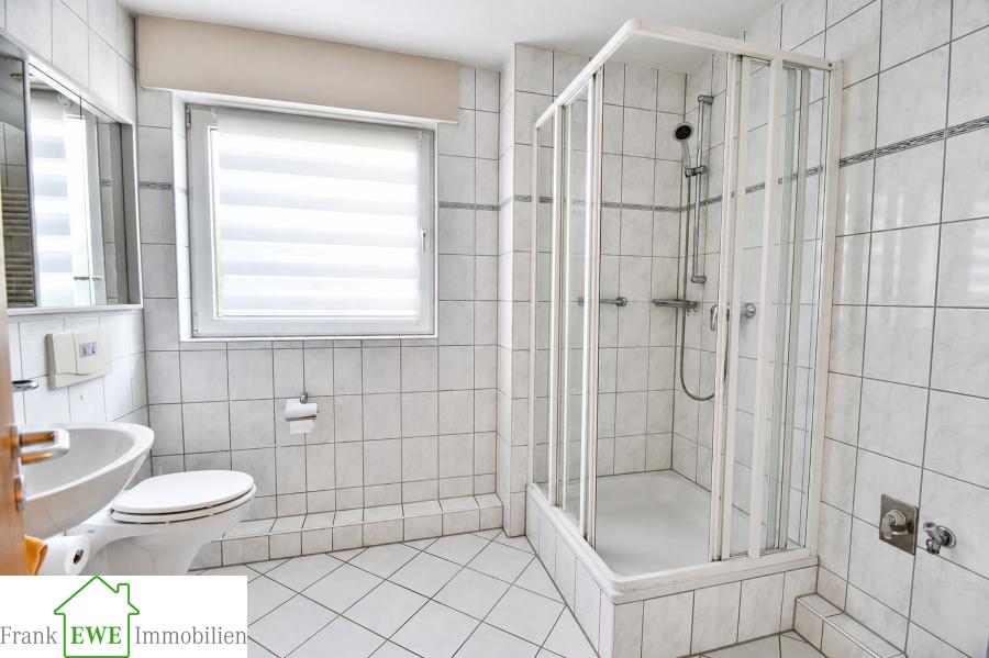 Objekt-Nr. 454, 40599 Düsseldorf Hassels 2-Zimmer-Wohnung mit Terrasse, Garten und Garage - Photo 2