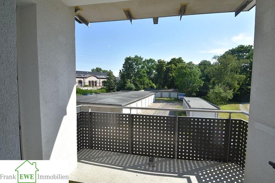 Objekt Nr.458 - 40229 Eller Frisch renovierte 2 Zimmer Wohnung mit Tageslicht Duschbad und Balkon - Foto 2