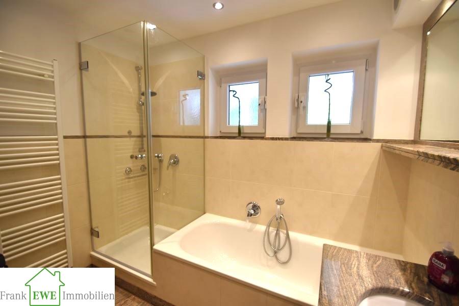 Objekt Nr. 320 - 40599 Düsseldorf 2 Zimmer Erdgeschosswohnung mit großem Balkon - Foto 4