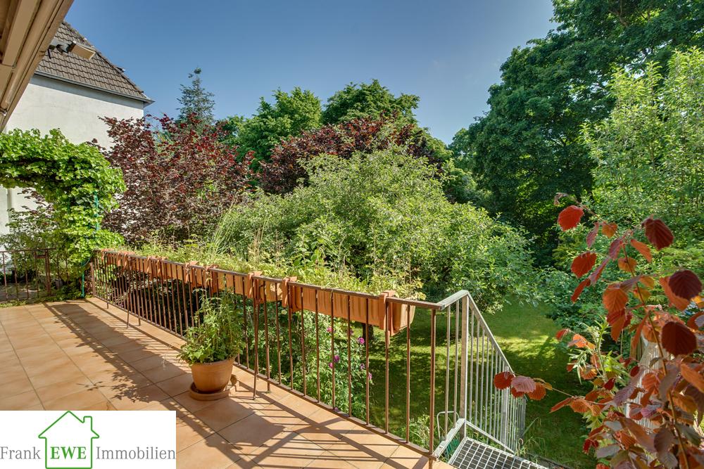 Terrasse Blick in Garten